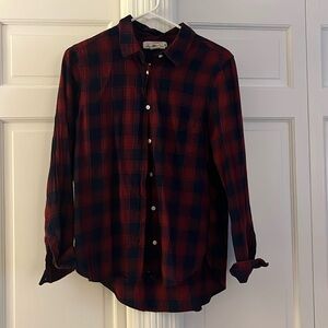 Women’s button up shirt, red and blue pattern